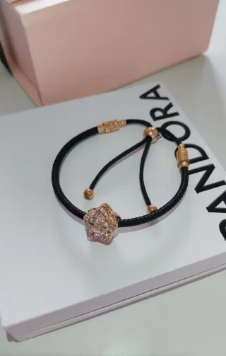 Pulsera Pandora con Charm Copo de nieve.