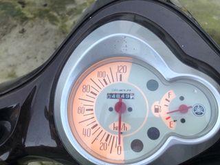 Yamaha d'elight 125 scooter marrone