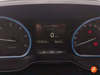 Peugeot 2008 Active BlueHDI 100 S&S BVM6