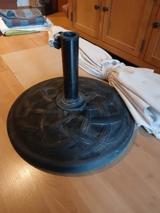 Parasol + base, sombrilla de jardin beige