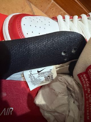 Nike SB Dunk Low Pro Rojo Blanco.