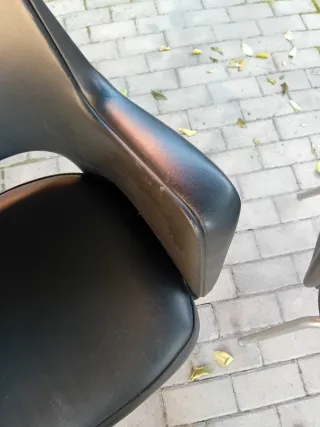 Coppia sedie vintage eco pelle nere