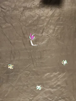 Manton Pañuelo Manila Marrón Bordado