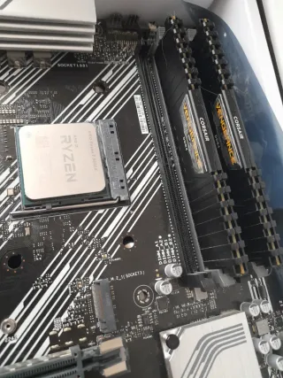 Placa Base ASUS B550-PLUS