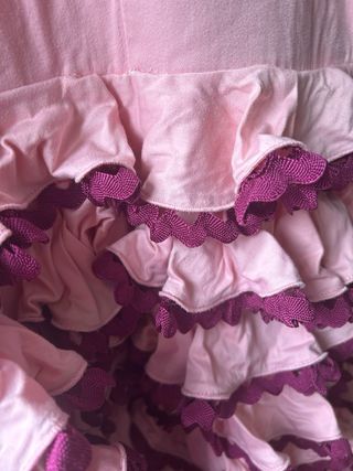 Vestido Flamenca Rosa con bolsito a juego.