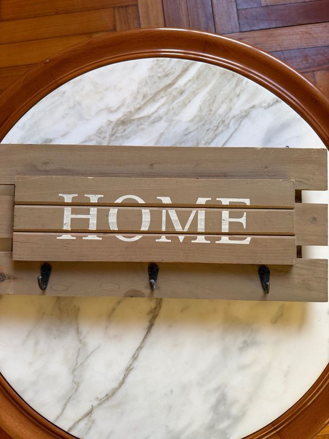 Colgador de pared HOME madera y metal