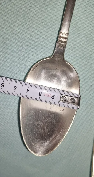 Cucharón y Tenedor Antiguos con Diseño Floral
