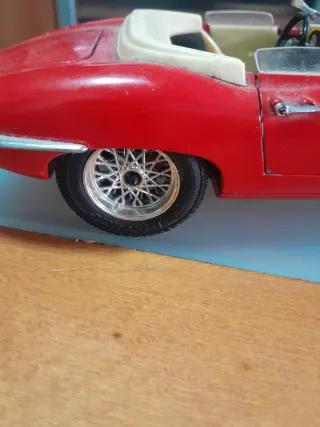 Bburago Jaguar E-Type Descapotable 1961