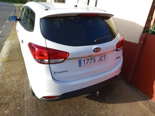 KIA Carens 2015