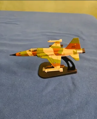 Modellino Aereo F-5E Tiger II