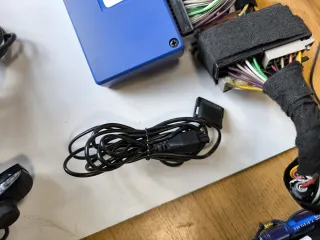 Parrot para Volvo S40 / V50 Mki 9100