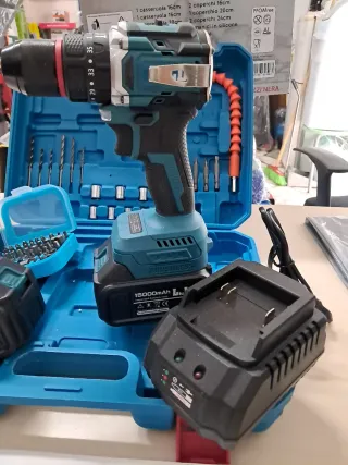 Trapano avvitatore percussione 68V