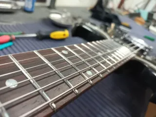 Gibson SG Special Ebony 2004 (Retrasteada)