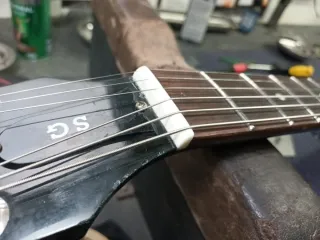 Gibson SG Special Ebony 2004 (Retrasteada)