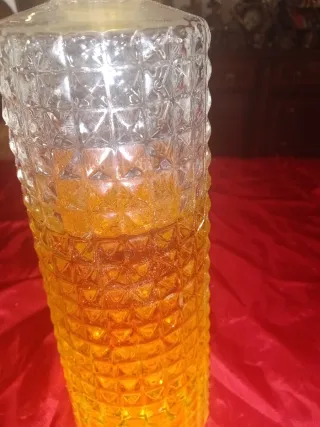 Antichi profumi in vetro intagliato (2 unità)