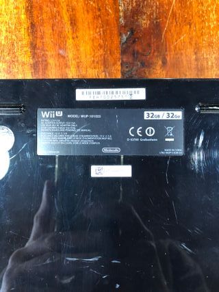 Console Nintendo Wii U nera 32 GB Deluxe