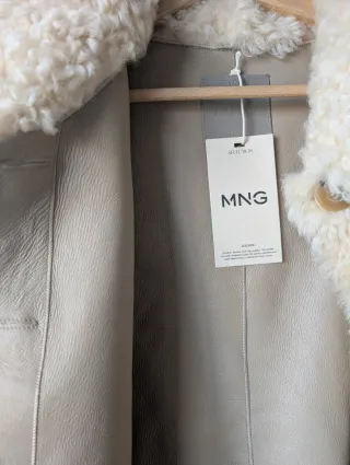 Chaqueta de piel, de pelo Mango