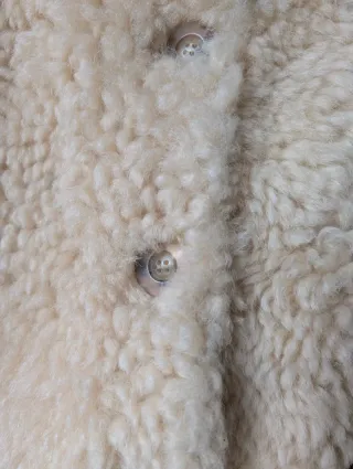 Chaqueta de piel, de pelo Mango