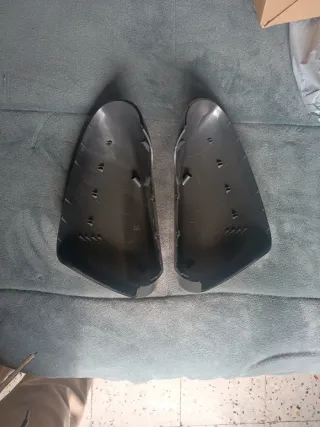 Embellecedor de espejo negro/gris