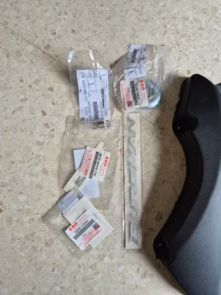 Lote piezas Suzuki Burgman 125 Street