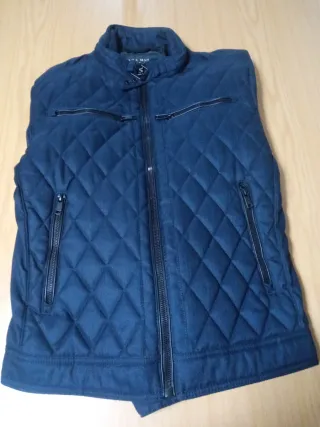 Cazadora acolchada azul marino Talla S 38