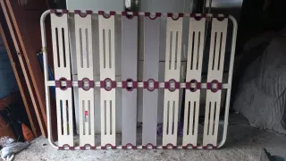 Somier Matrimonio Beige y Morado. CON PATAS