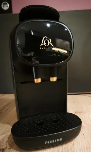 Cafetera LOR Barista Philips Negra