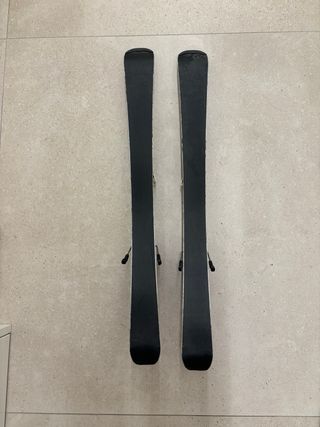 Esquís ATOMIC Redster XT 100, botas, casco regalo.