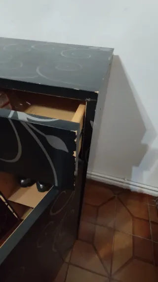 Mueble auxiliar recibidor vinilo estampado.