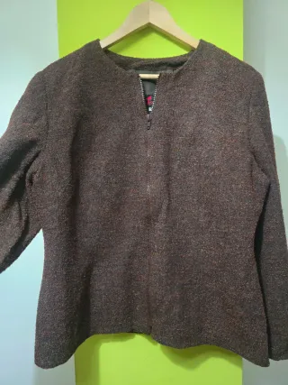 Chaqueta marrón talla 46. Marca Touchè