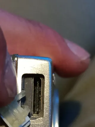 Cámara Samsung L100 Plata Averiada