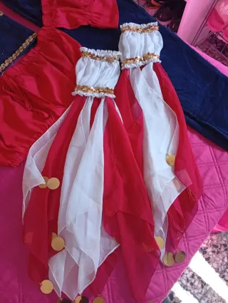 Traje de gitana con detalles dorados