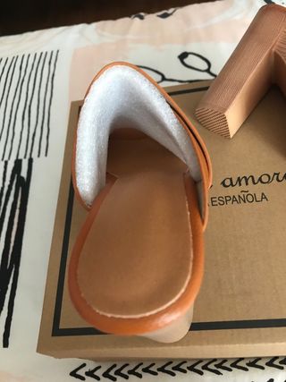 Sandalias de plataforma marrones talla 35