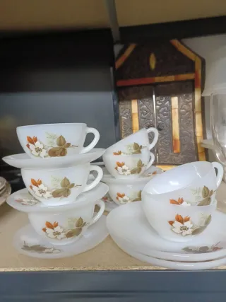 Tazas y platillos Arcopal Flor de Almendro