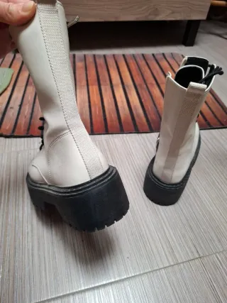 Botas Dr. Martens Pull&Bear Talla 35