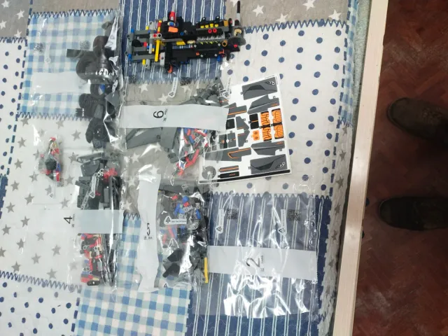 LEGO Technic 42173 Coche Deportivo