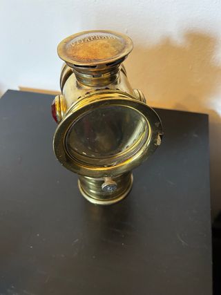 Lámpara de minero antigua de latón