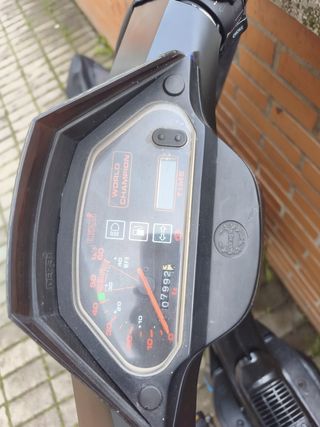 Derbi Variant Negra y Azul