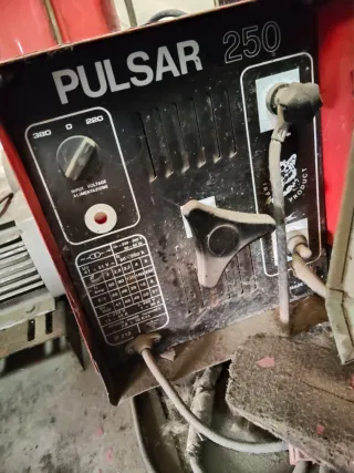 Soldador Pulsar 250