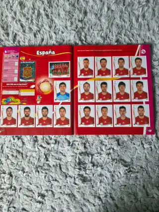 Álbum Mundial Brasil 2014 Panini 100% completado