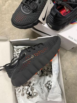 Nike Mind 002
