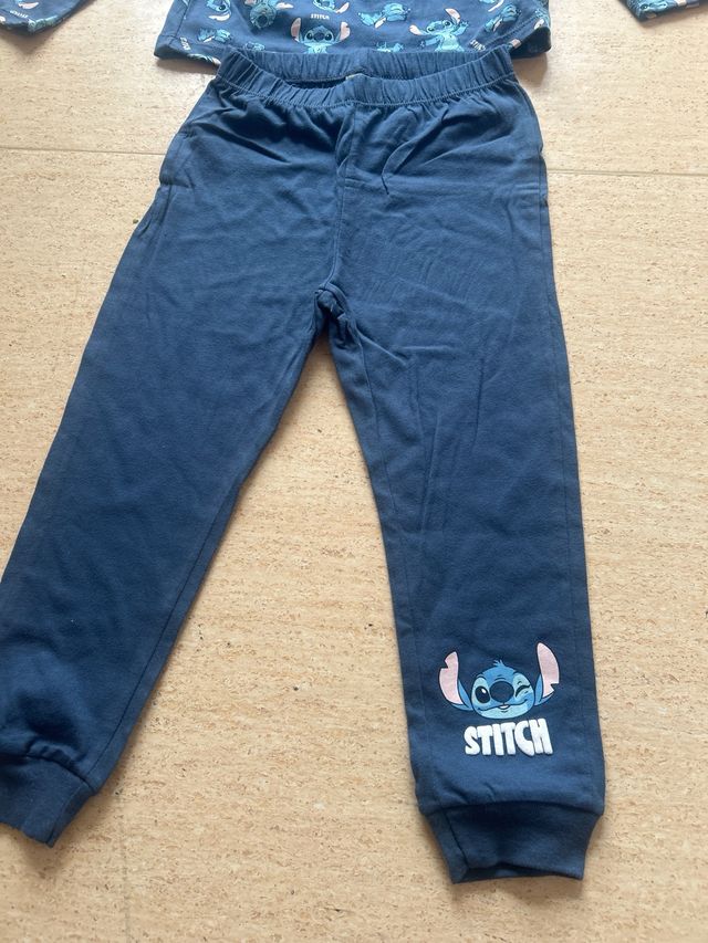 Pijama infantil azul de Stitch.  Tallas 3-4 y 4-5