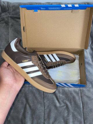 Adidas Samba Marrones y Blancas