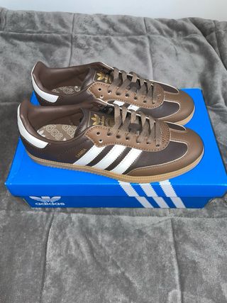Adidas Samba Marrones y Blancas