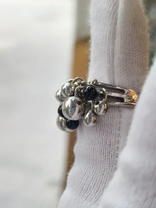 Anillo  de plata  925 con diseño de cascada. Pedro