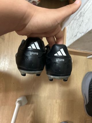 Botas de fútbol Adidas negras talla 44-45