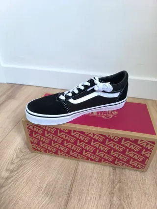 Zapatillas Vans Ward Negras Talla 38