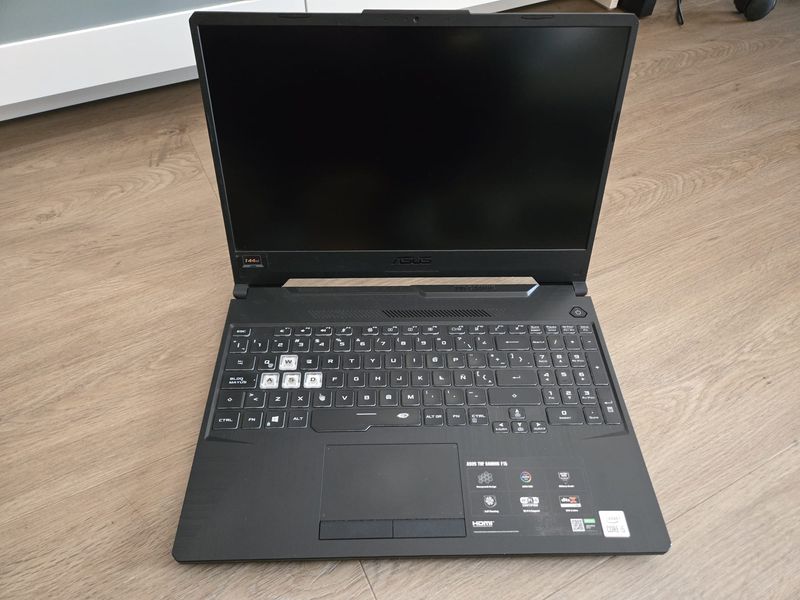 ASUS TUF Gaming F15 FX506LH · i5-10300H · GTX 1650