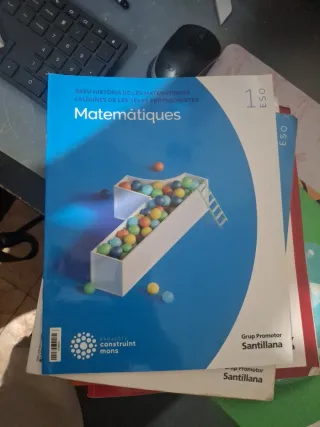 Lote de libros de 1 de ľeso