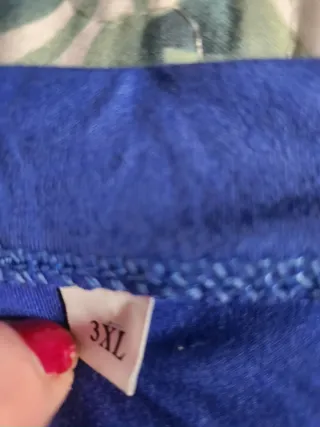 Camiseta Anime con lobos